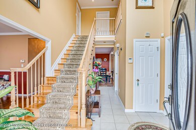 5 Donise Ct South River NJ-large-007-018