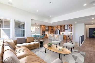 634 E Silver Hill Loop, Hideout, UT 84036 - photo 3