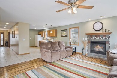 305 4th St, Brooklyn, WI 53521 - photo 6