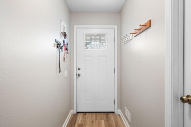 5-web-or-mls-5590-meadow-creek-pl
