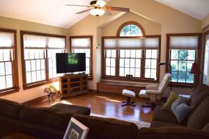 209 Orchard Ln, Columbus Junction, IA 52738 - photo 5