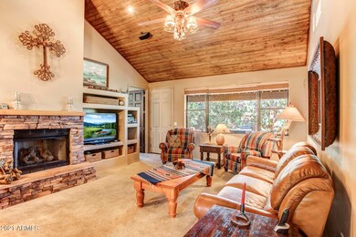 711 N Elk Run Circle