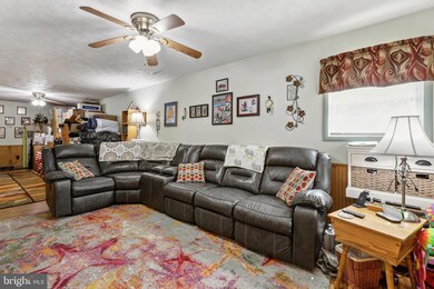 6535 Venison Dr, Fredericksburg, VA 22407 - photo 6