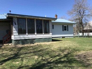 115 Summer St, Lancaster, NH 03584 - photo 4