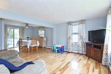 61 Greenpost Ln, Warwick, RI 02889 - photo 3