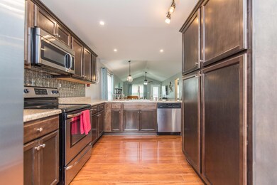 108 Bobby Jones Blvd, Frankfort, KY 40601 - photo 4