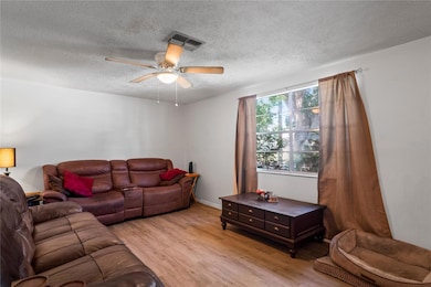 4312 Mesa Dr, New Port Richey, FL 34653 - photo 4