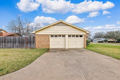 801 Springdale Rd, Bedford, TX 76021 - photo 5