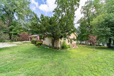 1875 Champlain Drive (27 of 38)