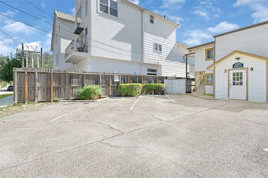 1603 Welch St unit 8, Houston, TX 77006 - photo 5