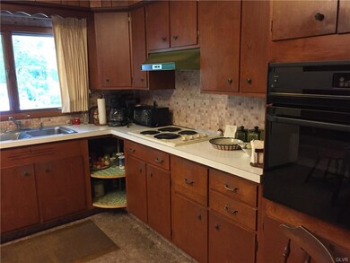 Fully appointed kitchen