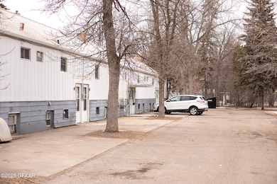 1220 N Front St, Crookston, MN 56716 - photo 6