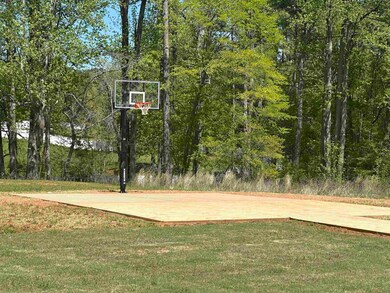 939 Gibbons St, Wellford, SC 29385 - photo 7