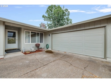 210 Forest Place, Forest Grove, OR 97116 - photo 5