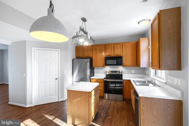 15587 Three Otters Place, Manassas, VA 20112 - photo 7