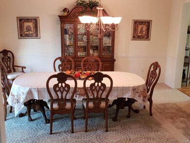 7027 Periwinkle Ct, Macungie, PA 18062 - photo 4