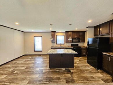 46000 Geddes Rd unit 522, Canton, MI 48188 - photo 2