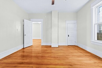 07-906 Stewart Ave SE_07