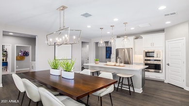 Dining and Kitchen4