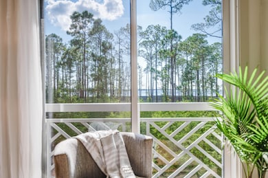 Choctawatchee Bay and sunset views.
