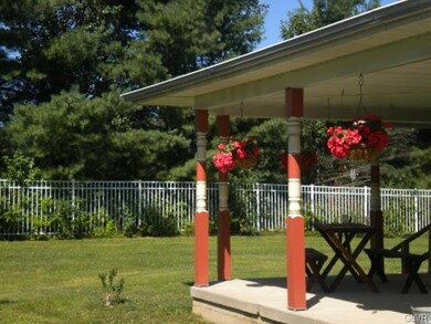 44 Krocks Rd, Allentown, PA 18104 - photo 6