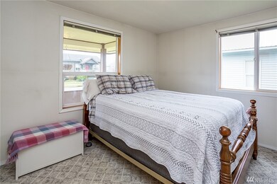 272 SW James St, Chehalis, WA 98532 - photo 5