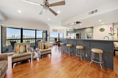 The Spires unit 2502, Houston, TX 77030 - photo 2