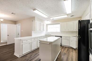 7311 Las Brisas Dr, Houston, TX 77083 - photo 6