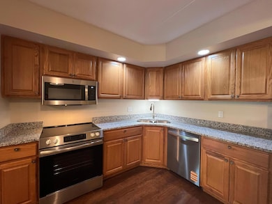 2485 Londin Ln E unit 418, Saint Paul, MN 55119 - photo 5