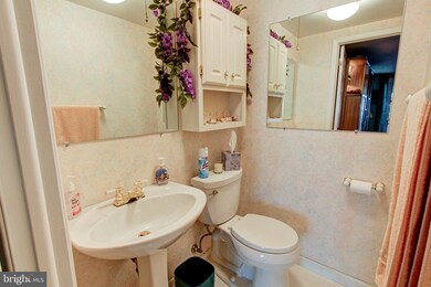 841 Wedgewood Dr, Lansdale, PA 19446 - photo 7