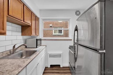 5429 Lester Rd, Cincinnati, OH 45213 - photo 6