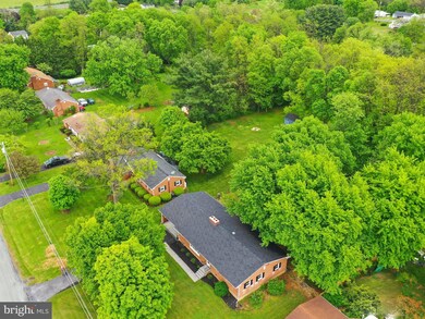 1228 Darlington Dr, Winchester, VA 22603 - photo 7