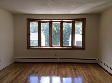 65 Harold St, Worcester, MA 01604 - photo 4