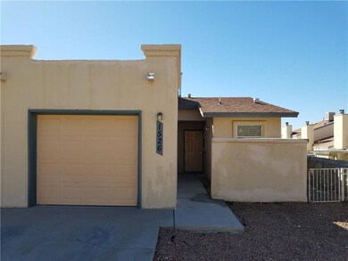 1526 Pintoresco Dr, El Paso, TX 79935 - photo 2