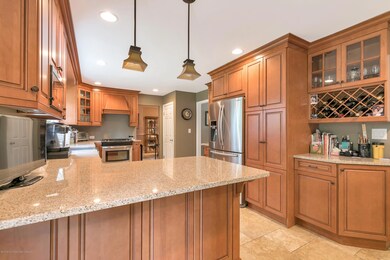 13 Melody Ln Middletown NJ-print-002-8-4