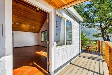 145 Cove View Dr, Whitethorn, CA 95589 - photo 6