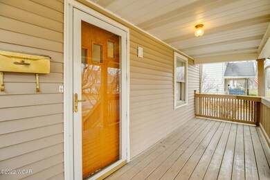 4-web-or-mls-2022 12 11 - 321WAshtonAve-