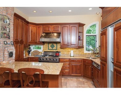 943 Boylston St, Newton Highlands, MA 02461 - photo 4