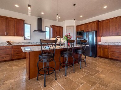 697 Anapuni Loop, Lahaina, HI 96761 - photo 3