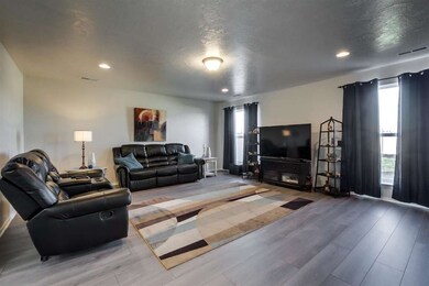 2413 N Greenville Ave, Kuna, ID 83634 - photo 5