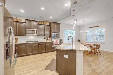 625 Yellow Leaf Ln, Summerville, SC 29486 - photo 7