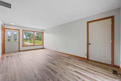 1635 S Webster Rd, New Haven, IN 46774 - photo 4