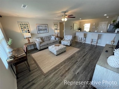 7956 S 290th East Ave, Broken Arrow, OK 74014 - photo 2