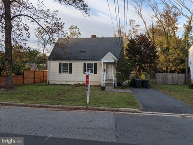 504 Randolph St, Falls Church, VA 22046 - photo 2