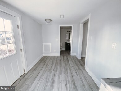 510 W 7th St, Laurel, DE 19956 - photo 4