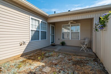 2046 Viola Gardens, Owensboro, KY 42303 - photo 4