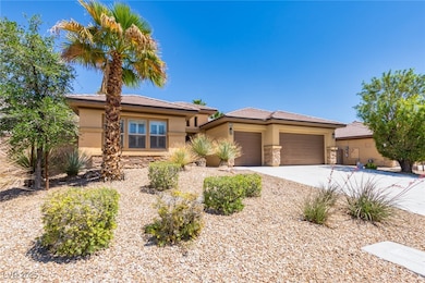 View of front of home featuring stucco siding, sto