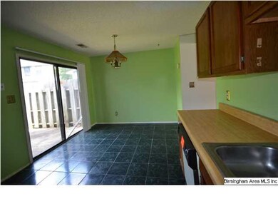 1916 Springlake Ct, Birmingham, AL 35215 - photo 6