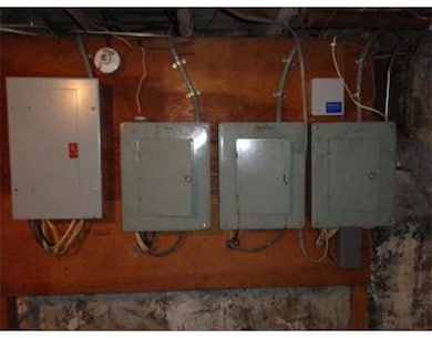 11 Exchange St, Brockton, MA 02301 - photo 5