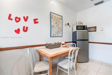 1050 Atlantic Shores Blvd unit 210, Hallandale Beach, FL 33009 - photo 7